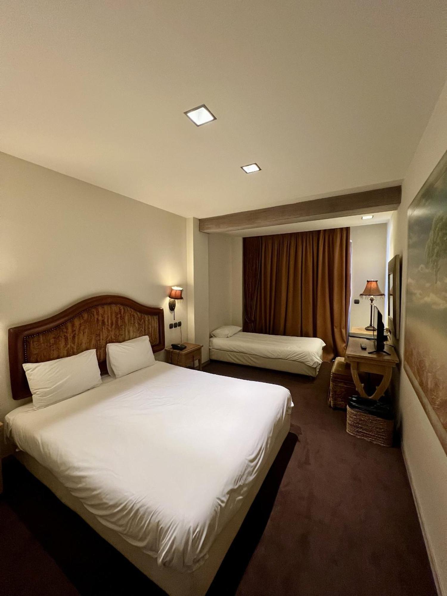 Mainalon Hotel Tripoli
